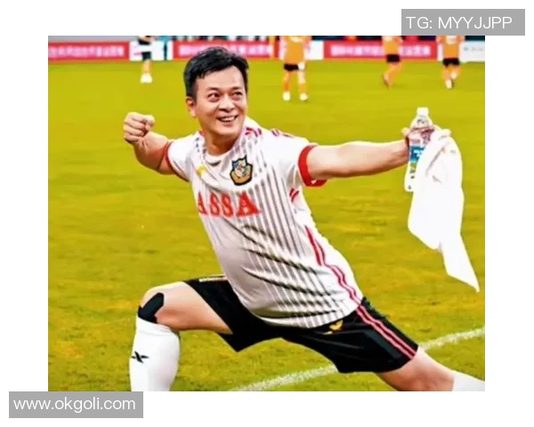 足球明星挑战极限运动踢猪膀胱引发热议与欢笑的奇趣时刻